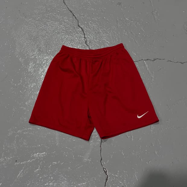 90s 빈티지 나이키(Nike) 스우시 레드 트레이닝 쇼츠