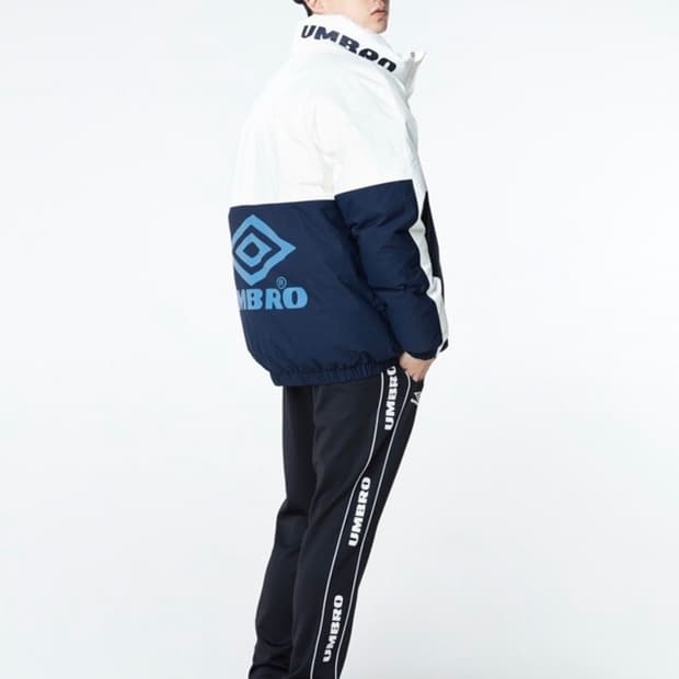 엄브로 박정민 패딩