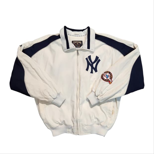 마제스틱 쿠퍼스타운 컬렉션 뉴욕 양키스 자켓 (L)