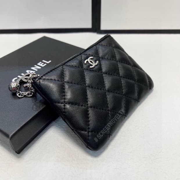 샤넬뷰티 램스킨 동전지갑 파우치 은장 풀박스 