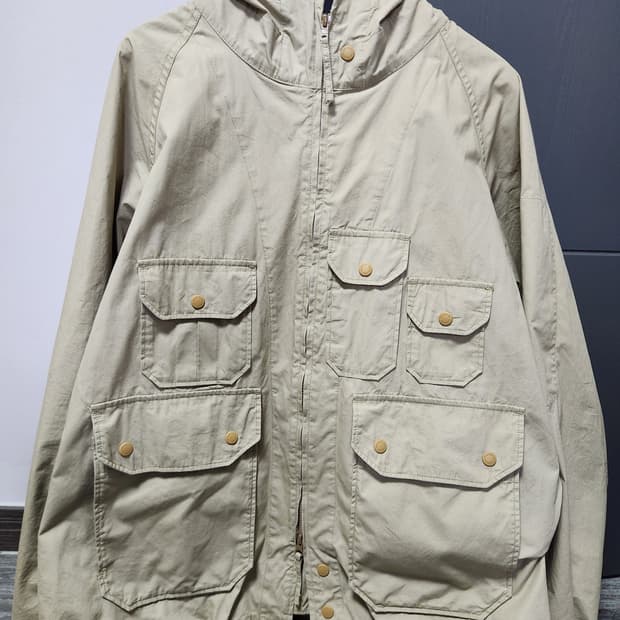 22ss 엔지니어드가먼츠 아틀란틱 파카 L