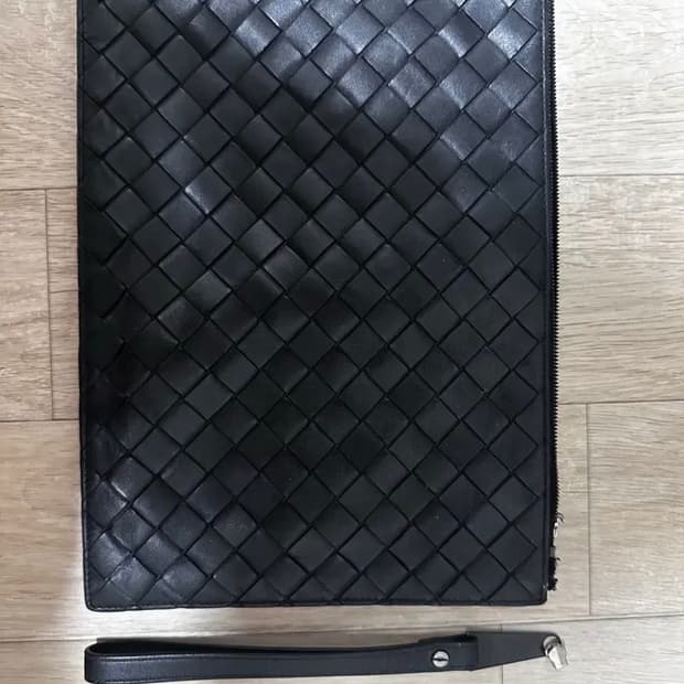 (하자존재) 보테가 클러치백 팝니다