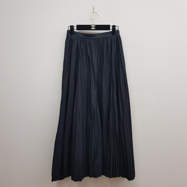 한섬 타임 2022 플리츠 밴딩 롱 스커트 64-94사이즈