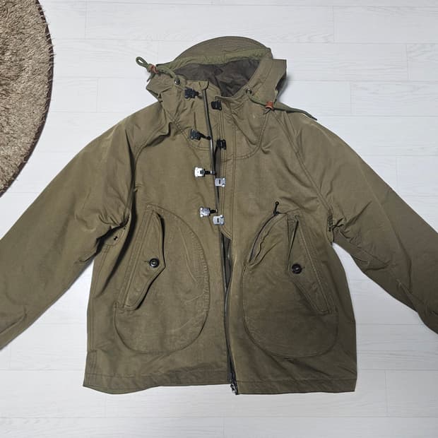 이스트로그 덱자켓 L사이즈 팝니다