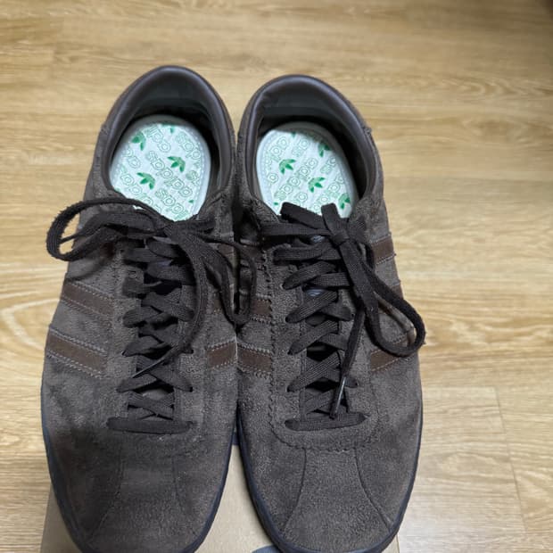 아디다스 토바코 다크 브라운 265