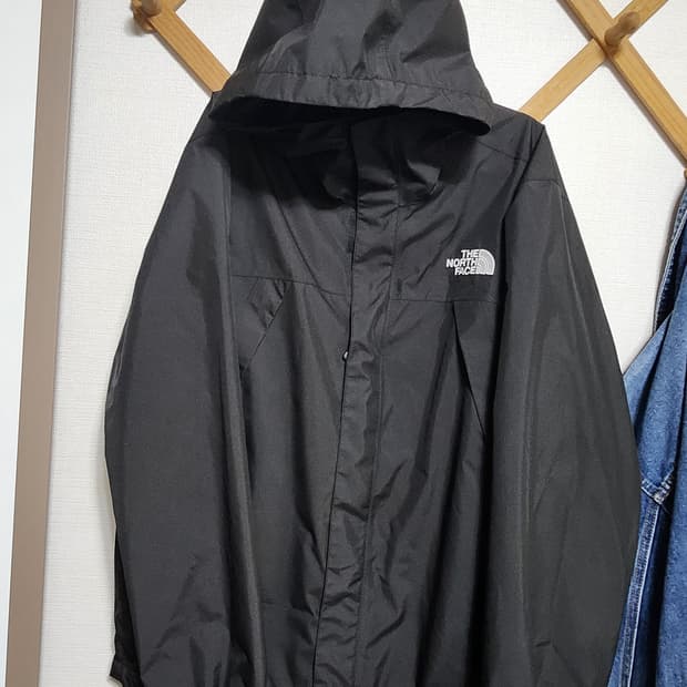 노스페이스 바람막이L사이즈