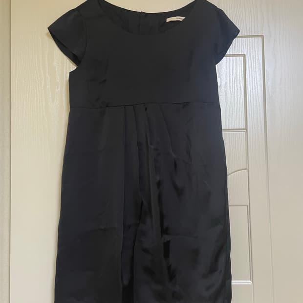 “EYE” by Optitude 리틀 블랙 드레스