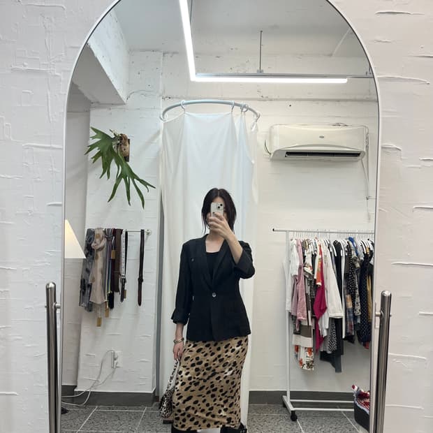 라이트 브라운 레오파드 스커트
