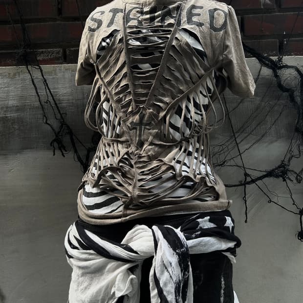 *rare design* 00s JPN 펑크 거미줄 카키 스컬 티셔츠