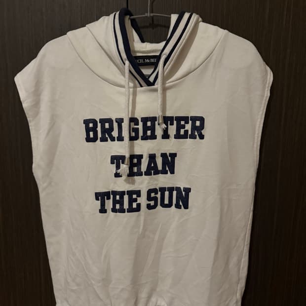 세실맥비 후드 반팔 티셔츠