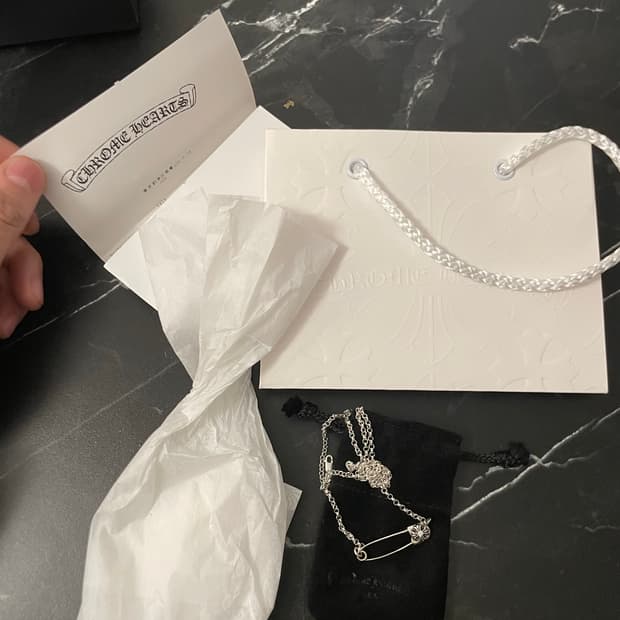 크롬하츠 세이프티핀 다이아 목걸이 18인치