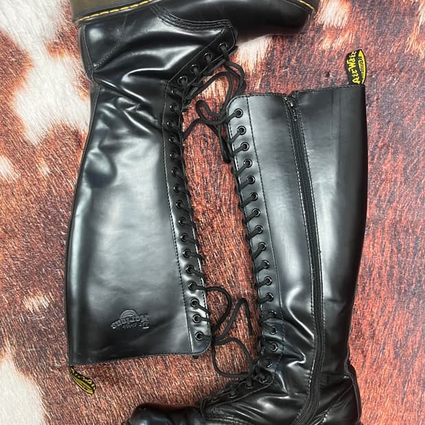 [240] 닥터마틴 1B60 20홀 롱부츠 블랙