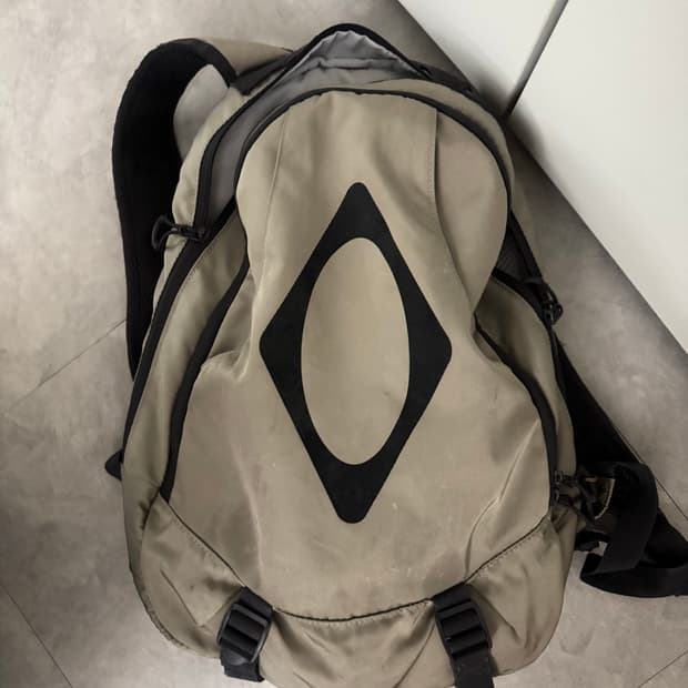 미스치프 롬버스 백팩 카키