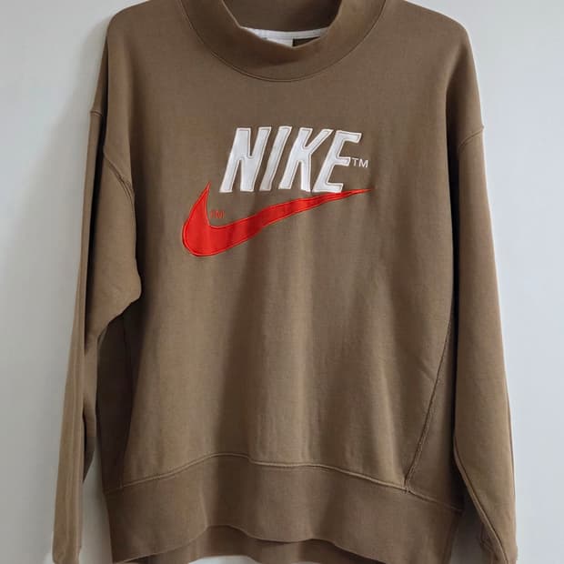 나이키 NSW 트렌드 오버셔츠 맨투맨