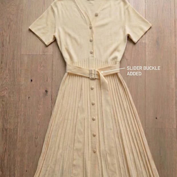 새상품 레몬 베이지 플리츠 니트 원피스 (벨트 포함)