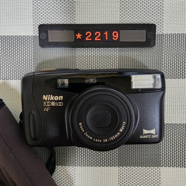 니콘 줌 500 AF 파노라마 필름카메라 파우치포함