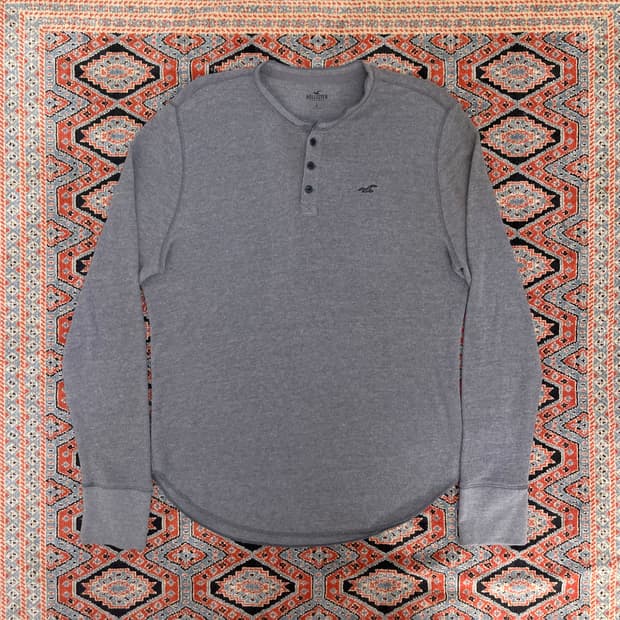 홀리스터 그레이 헨리넥 긴팔티셔츠 쭉티 남성XL 