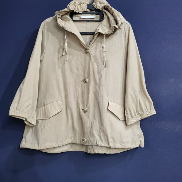 시어서커 후드 셔링 자켓