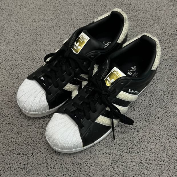(260) 아디다스 슈퍼스타 블랙