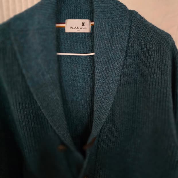 와이드앵글 숄카라가디건