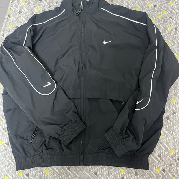 나이키 바람막이(나이키 NSW 솔로 스우시 우븐 트랙 자켓)