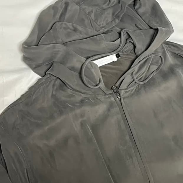 아모멘토 큐프로 후드 브라운 M