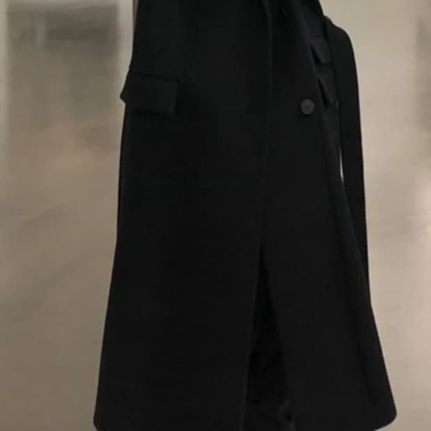 우영미 19fw 숄카라 로브 롱 코트 팝니다