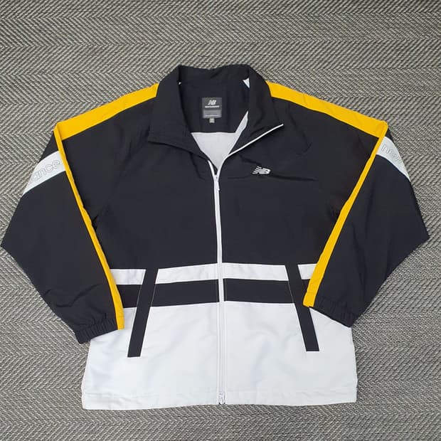 뉴발란스 오버핏 바람막이 자켓 남자105