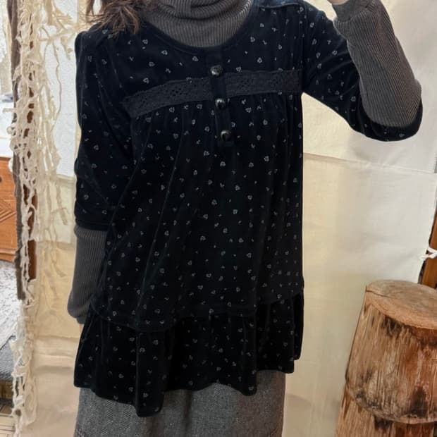 petitreitre velvet top