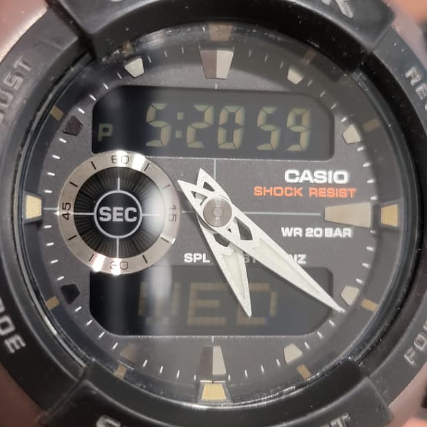 카시오 지샥 G-SHOCK 월드타임 시계