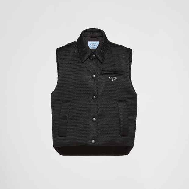 프라다 여자 패딩 리나일론 베스트 블랙