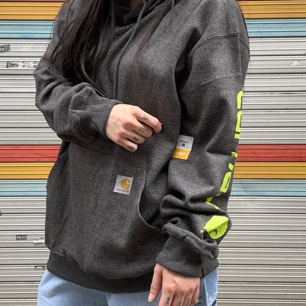 CARHARTT 챠콜 레터링 오버핏 후디