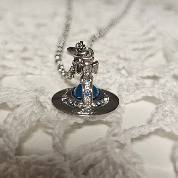 Vivienne westwood blue orb necklace