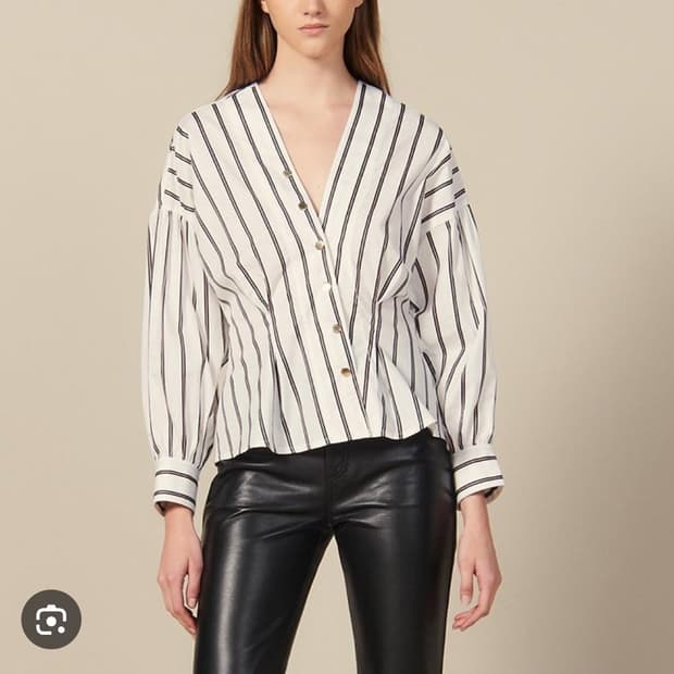 산드로 Sandro 스트라이프 브이넥 버튼 블라우스 2사이즈