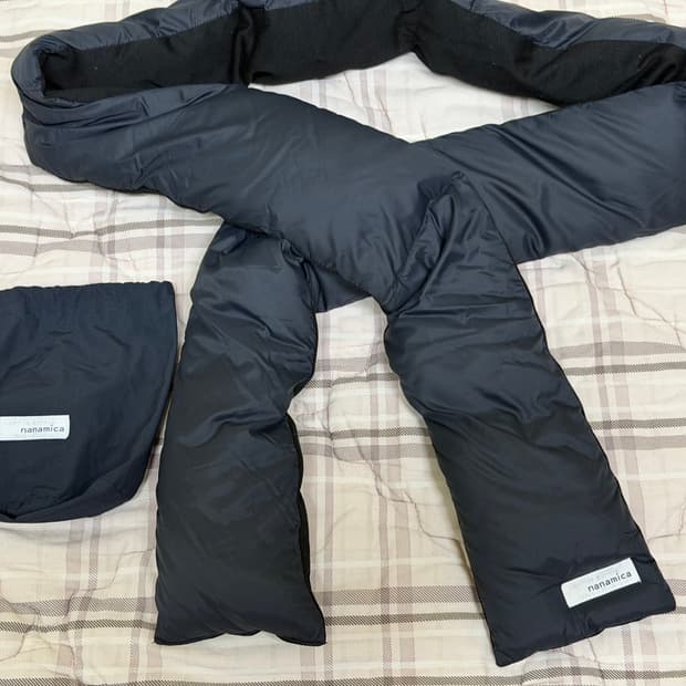 [OS] 나나미카 다운 패딩 머플러 블랙