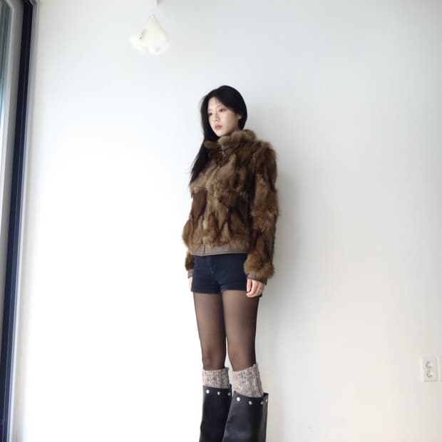 Neck buckle dual fur leather jacket/ 폭스퍼