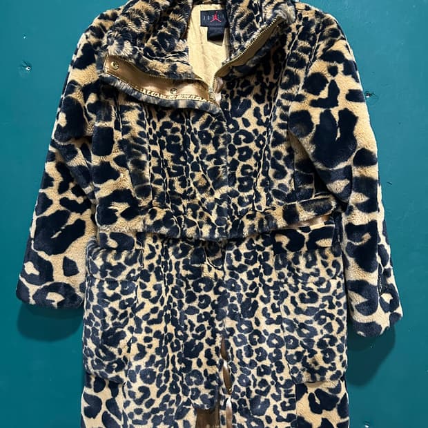 조던 오버핏 호피 퍼 분리형 코트자켓