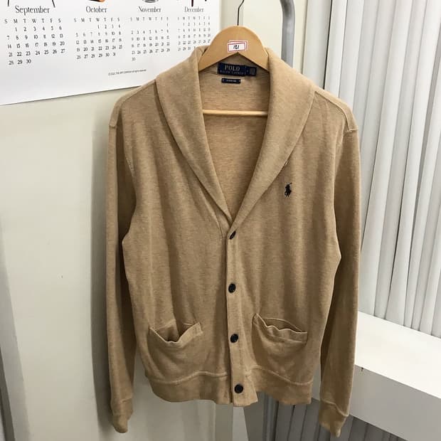 폴로 숄카라 베이지 가디건