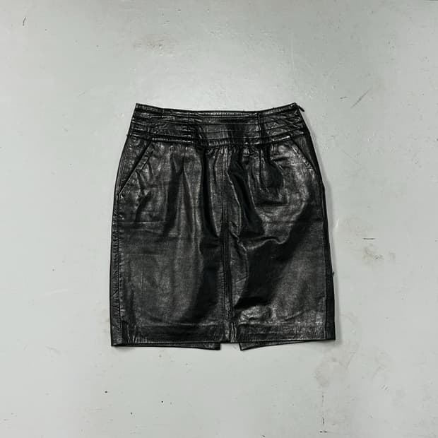 exte 리얼레더 스커트 