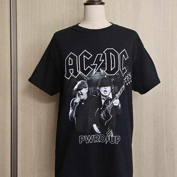 AC/DC 호주투어 2025 콘서트 현장 머천 티셔츠 M