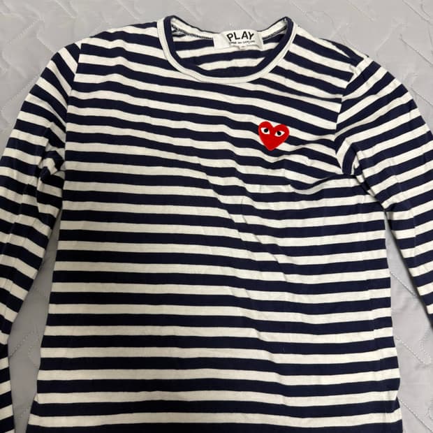 꼼데가르송 롱슬리브 네이비