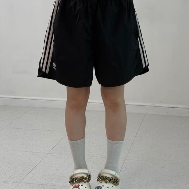 아디다스 와이드 숏팬츠
