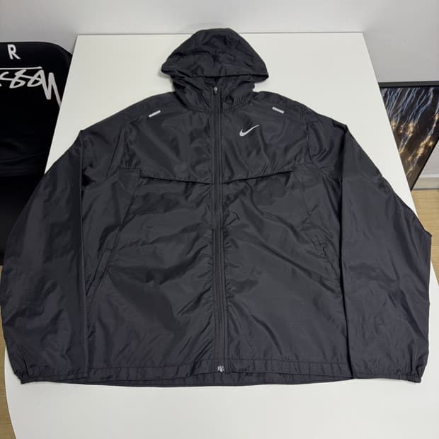 나이키 쉴드 런닝 바람막이 XL