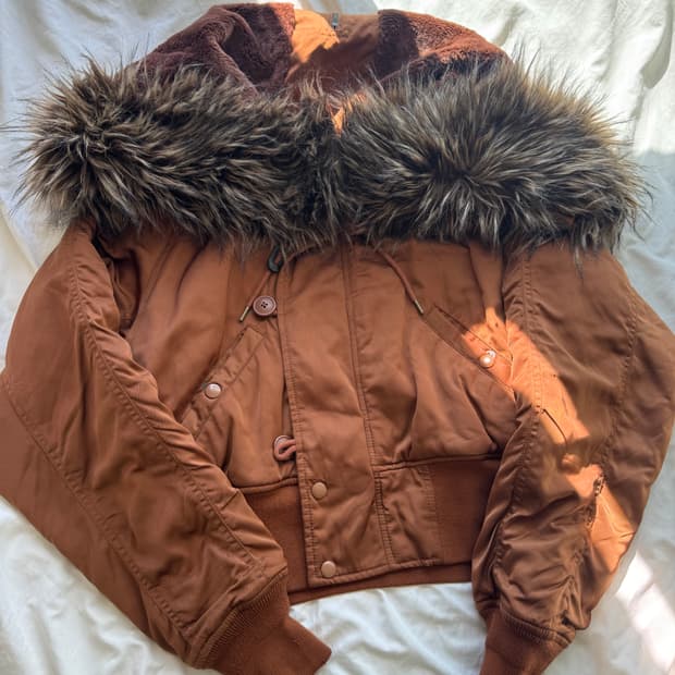 큐빈티지 샵502 히코빈티지 y2K 카멜 셔링 숏패딩