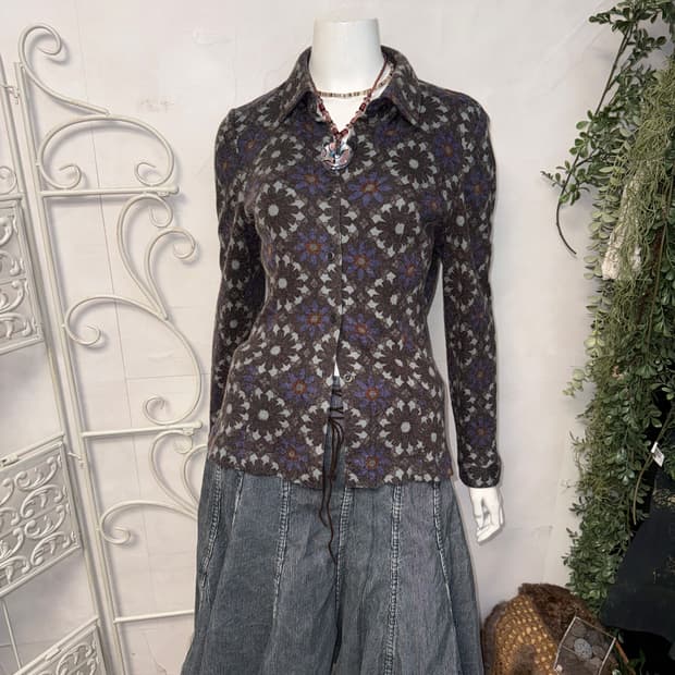 Blue brown flower pattern wool shirt