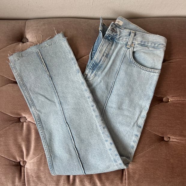 자라 여성 연청블루 일자핏 데님팬츠