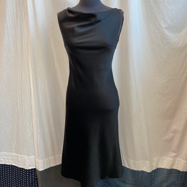 블랙 드레이프 원피스(XS)