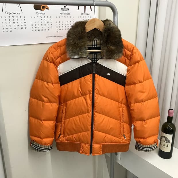 버버리 로고 구스다운 패딩