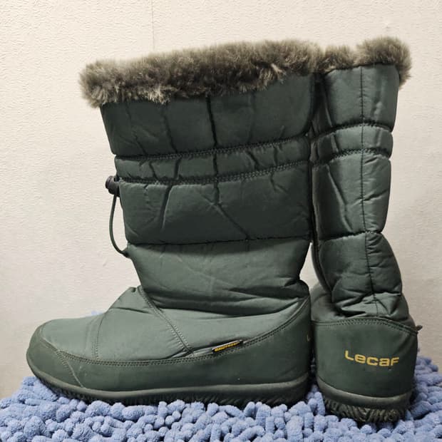 LECAF 여성 패딩 부츠 그린 퍼 장식  250