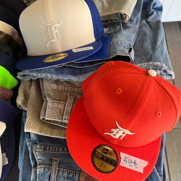 뉴에라 피어오브갓 캡